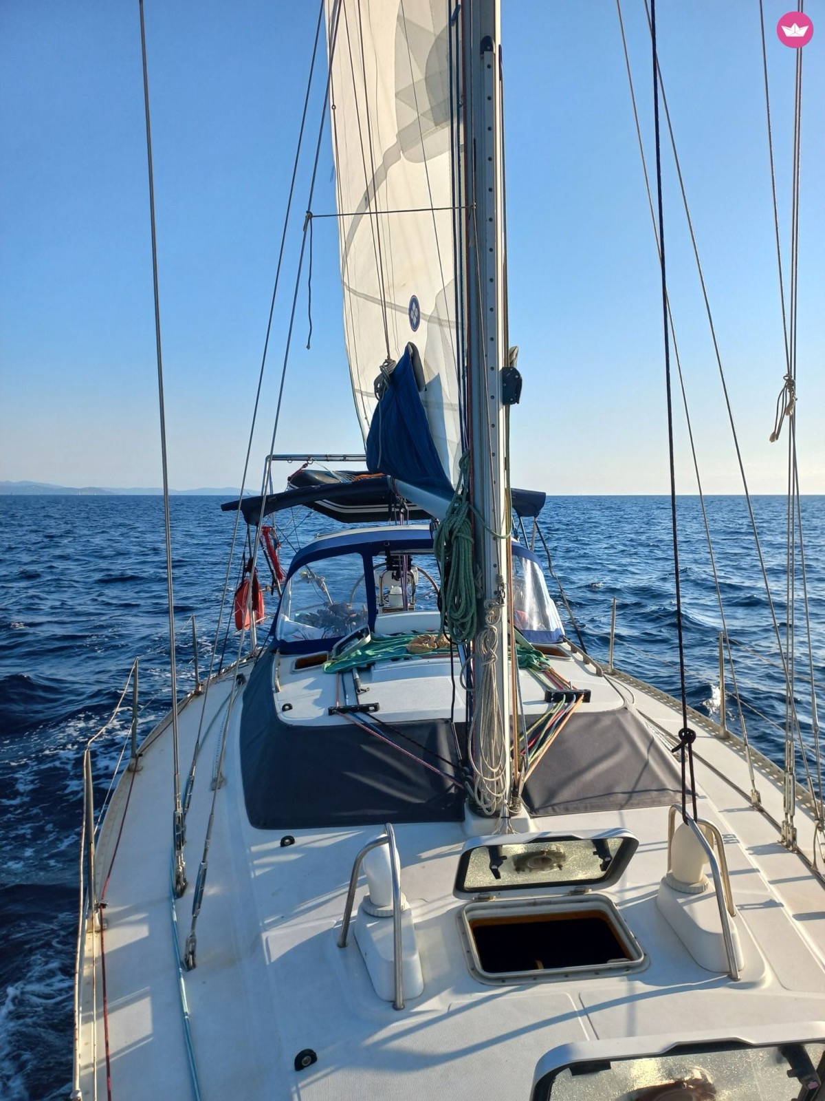 Sous voiles